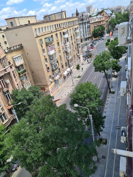 Piata Kogalniceanu, ultracentral,